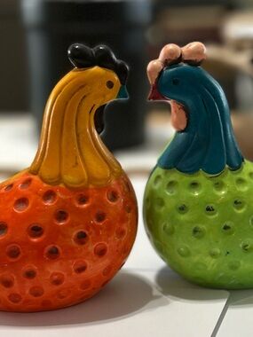 Vintage Ceramic Rooster Decor Orange & Green